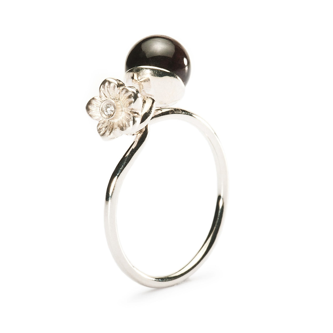 Elderflower Ring w/ garnet